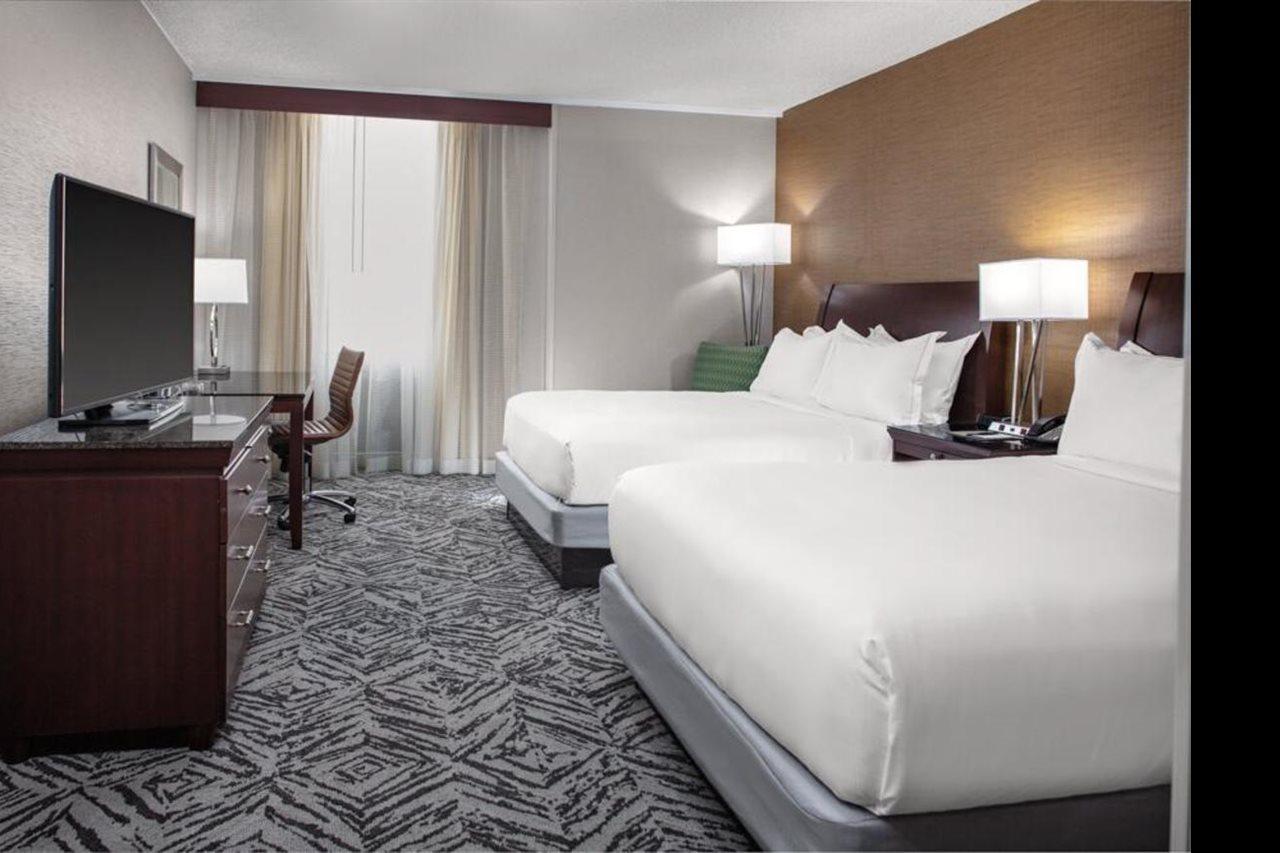 Doubletree By Hilton Hotel & Executive Meeting Center Omaha-Downtown Εξωτερικό φωτογραφία