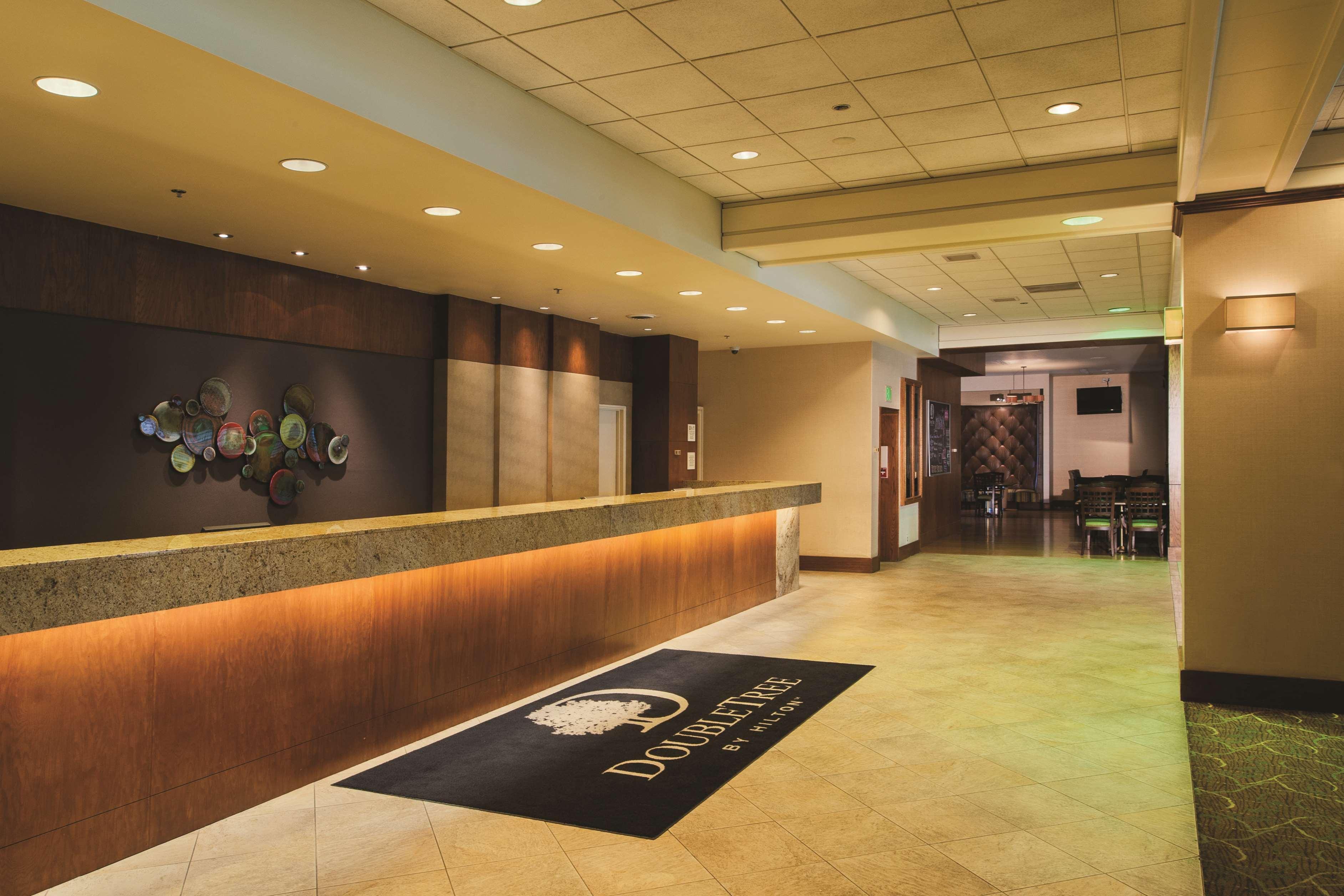 Doubletree By Hilton Hotel & Executive Meeting Center Omaha-Downtown Εξωτερικό φωτογραφία
