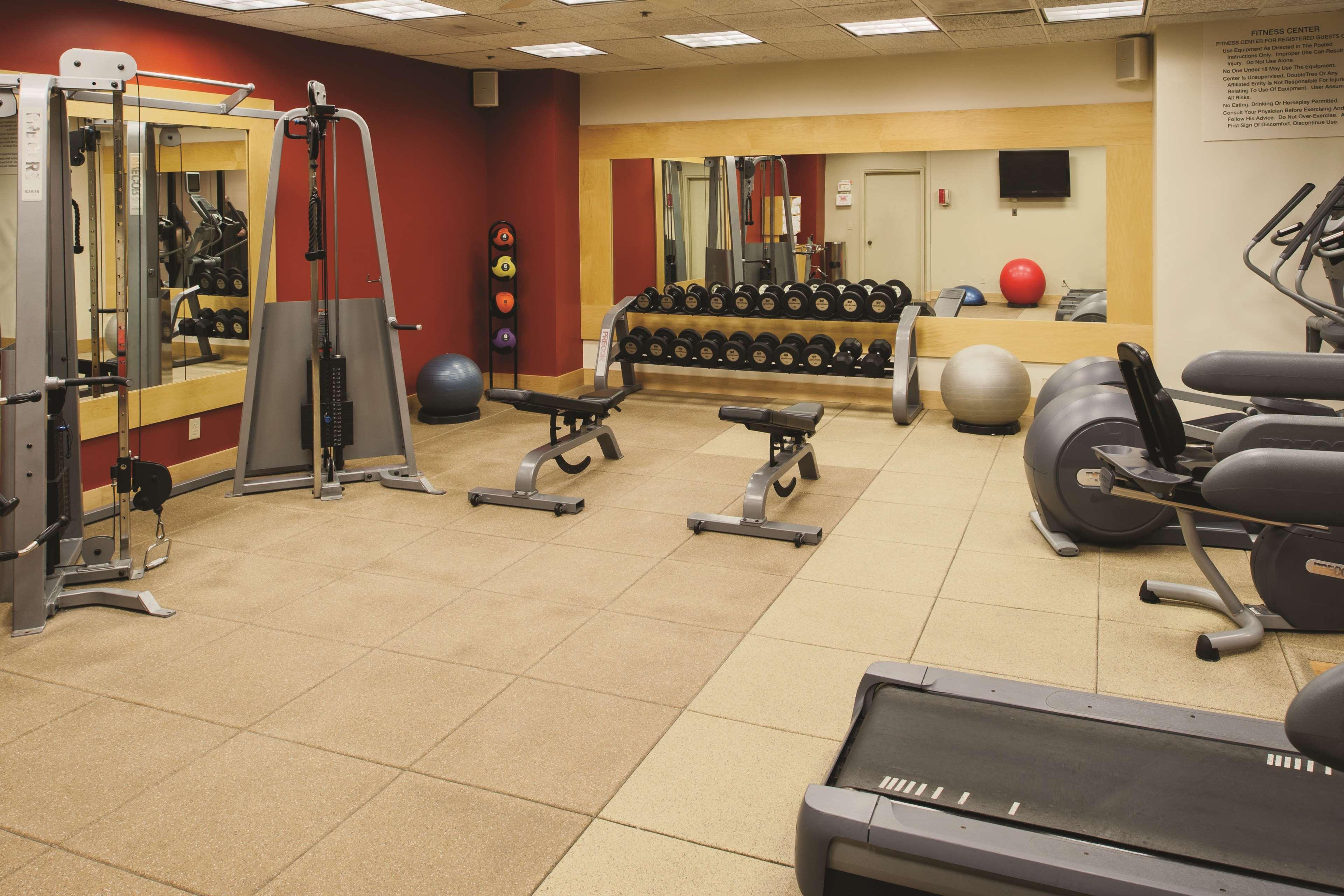 Doubletree By Hilton Hotel & Executive Meeting Center Omaha-Downtown Εξωτερικό φωτογραφία