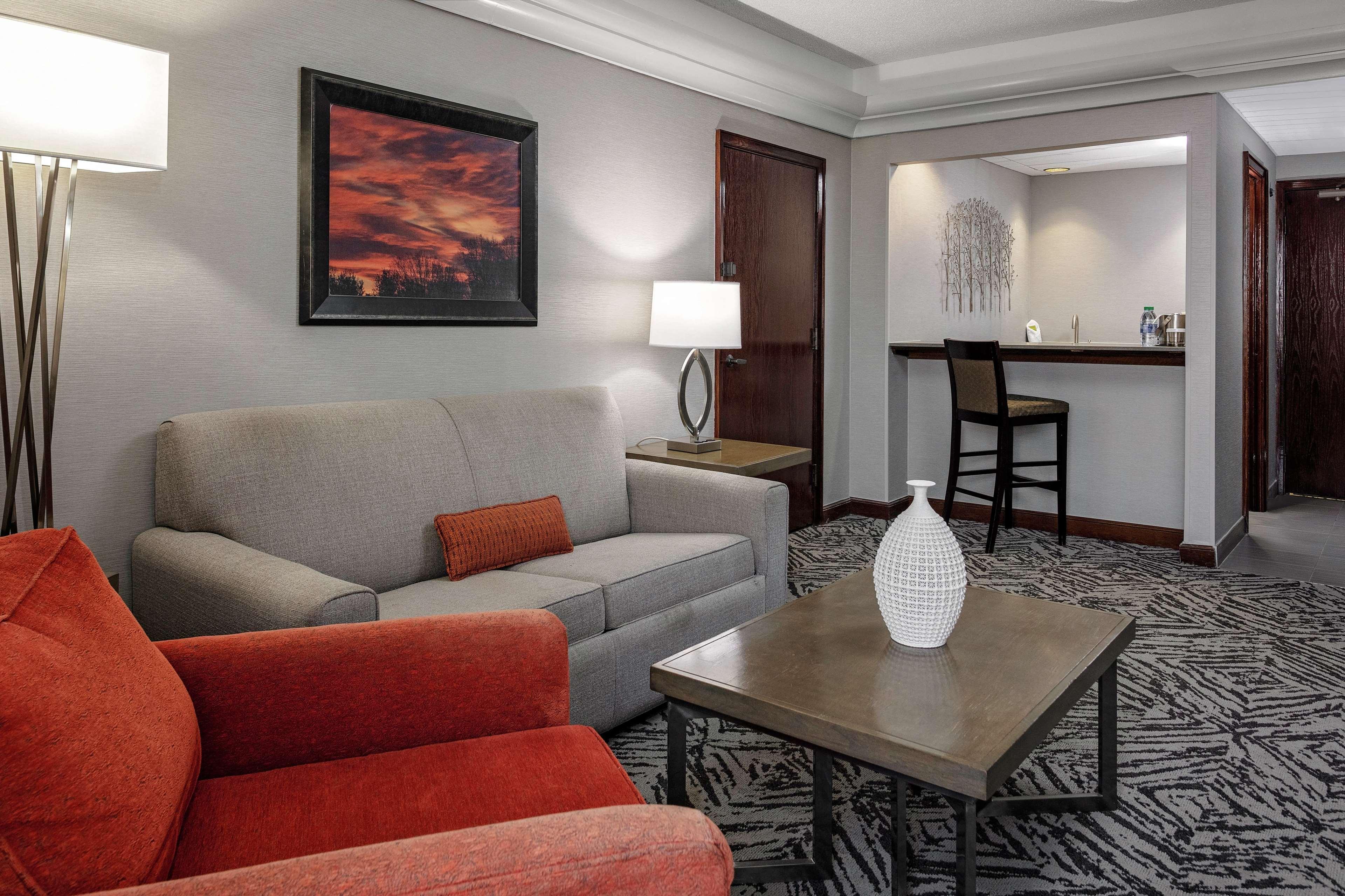 Doubletree By Hilton Hotel & Executive Meeting Center Omaha-Downtown Εξωτερικό φωτογραφία
