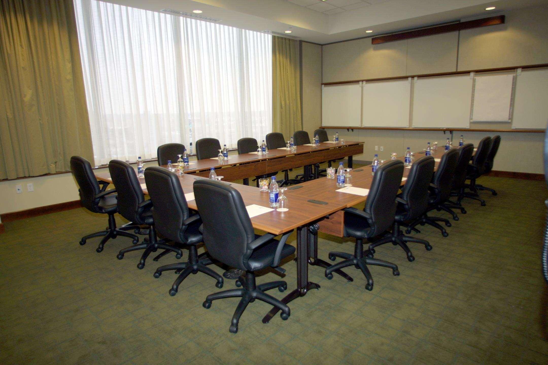 Doubletree By Hilton Hotel & Executive Meeting Center Omaha-Downtown Εξωτερικό φωτογραφία
